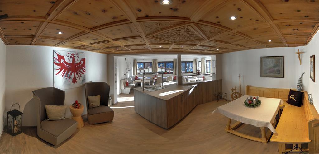 Bed and Breakfast Haus Morgensonne Санкт-Антон-ам-Арльберг Экстерьер фото